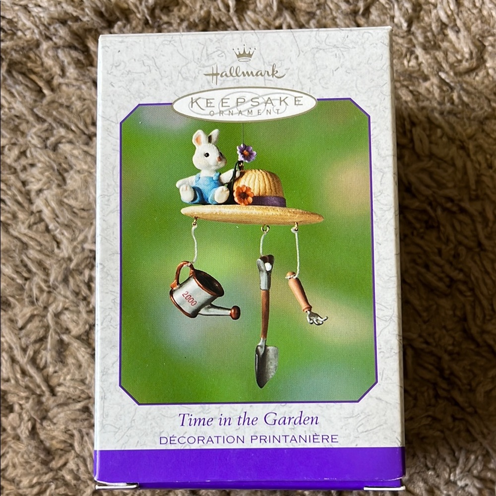 Hallmark Keepsake Ornament - Time in the Garden
